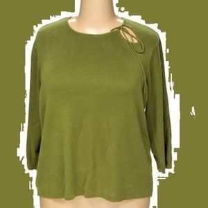 Graceful Moss Green Knit Pullover